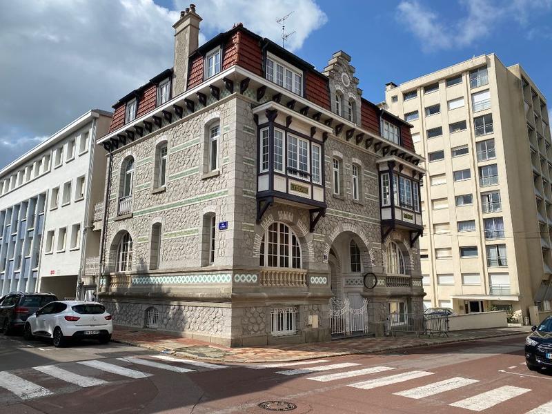 Immeuble - 219 m² - 12 pièces