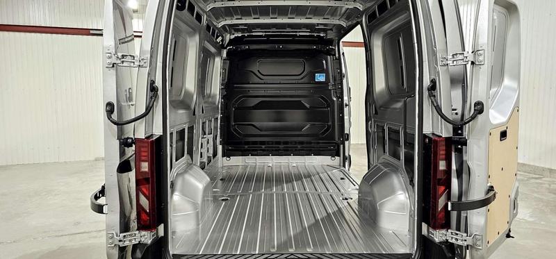 Renault Master Fourgon Fgn Trac 3t5 L2h2 Blue Dci 170 Auto Extra