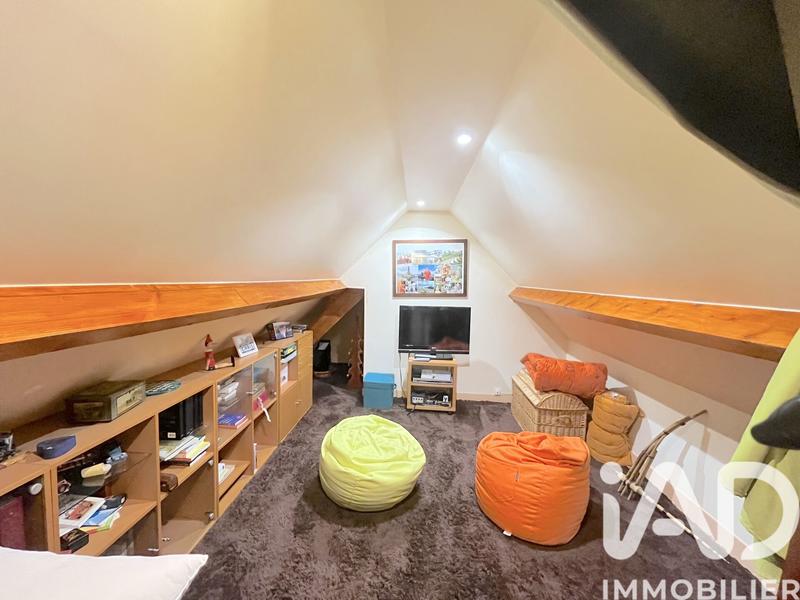 Maison - 196 m² - 8 pièces