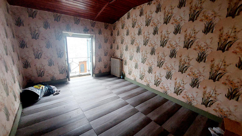 Maison - 180 m² - 7 pièces