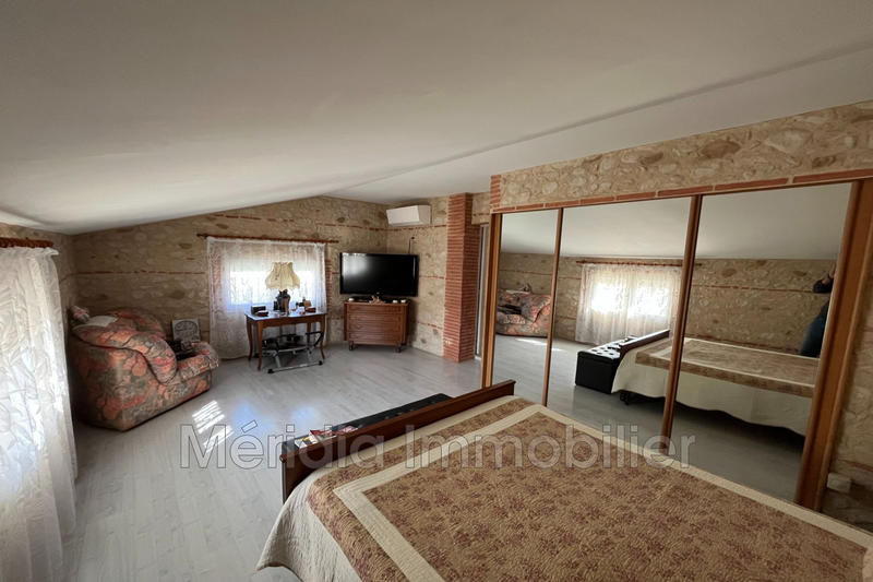 Villa - 168 m² - 6 pièces