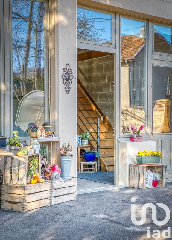 Maison - 365 m² - 12 pièces