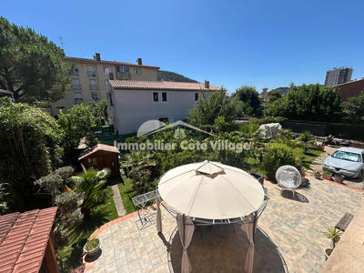 Maison - 115 m² - 6 pièces