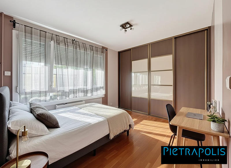 Appartement - 88 m² - 4 pièces