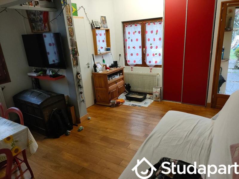 Chambre - 18 m² - 1 pièce