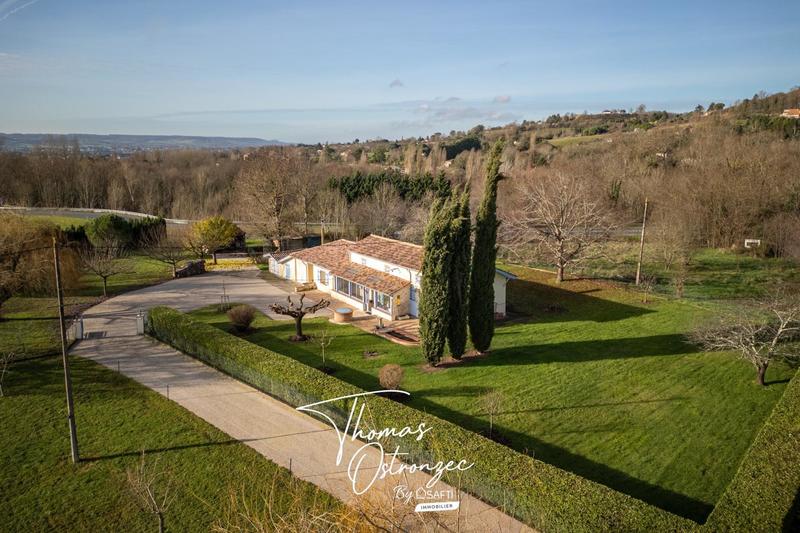 Maison - 135 m² - 6 pièces