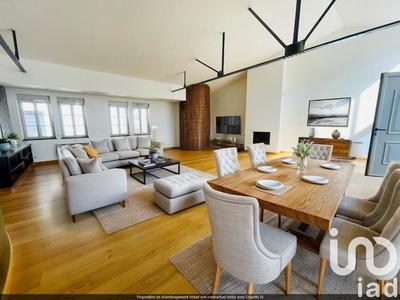 Loft - 213 m² - 5 pièces