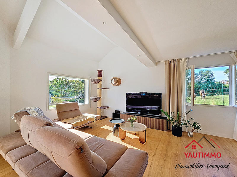 Maison - 203 m² - 7 pièces