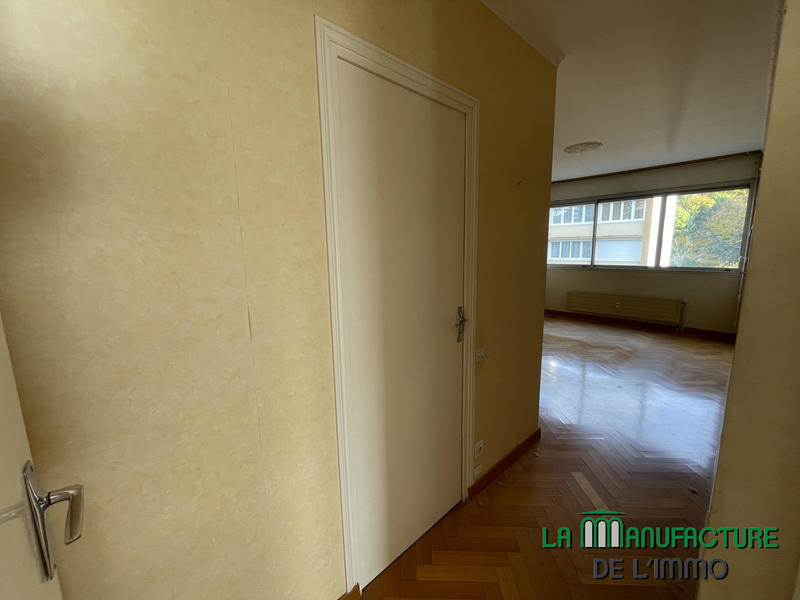 Appartement - 106 m² - 5 pièces