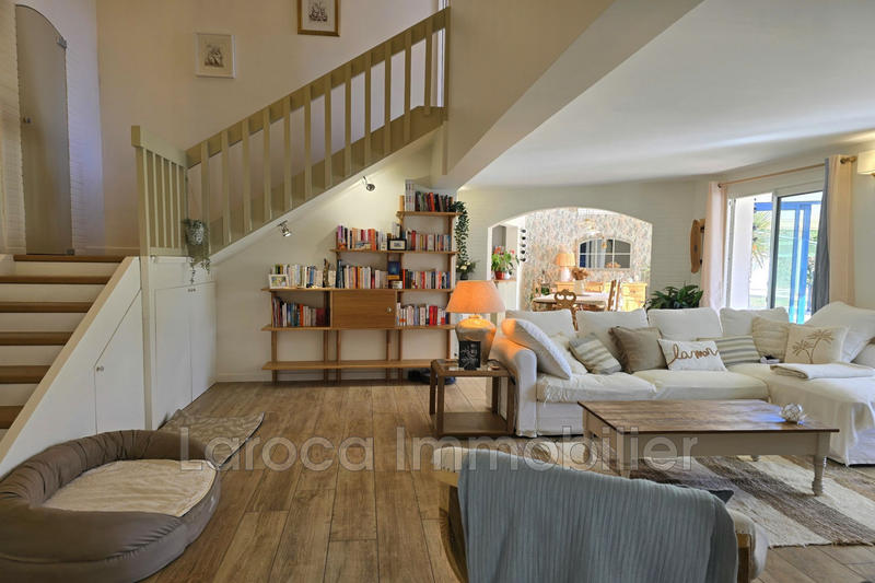 Villa - 176 m² - 6 pièces