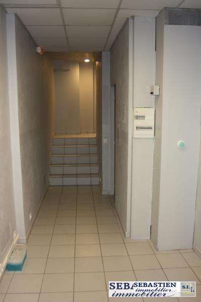 Local commercial - 76 m² - 6 pièces