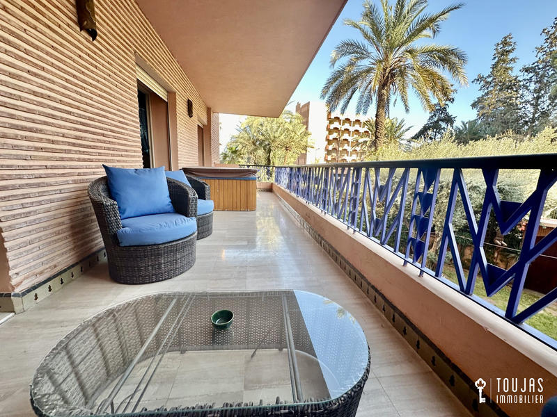 Appartement - 240 m² - 7 pièces