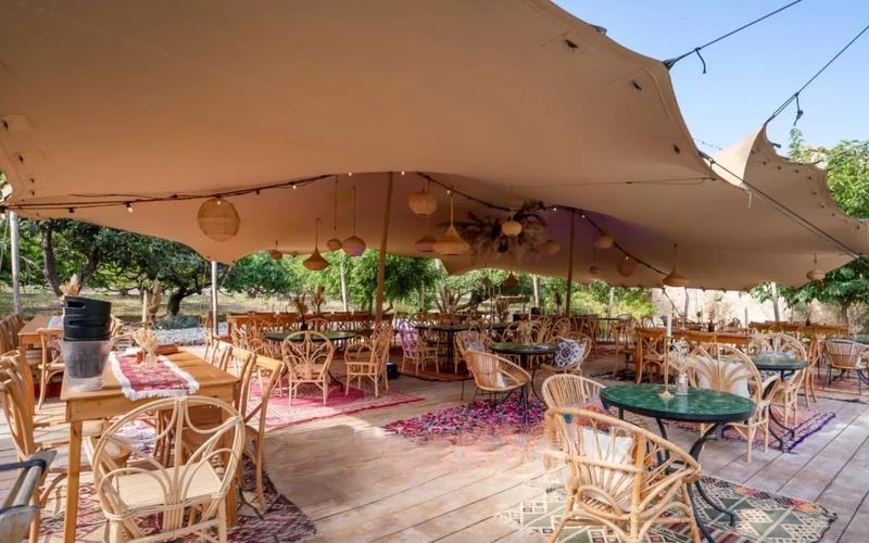 Bastide - 650 m² - 15 pièces