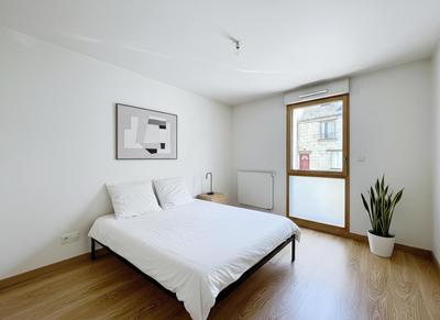 Appartement - 80 m² - 3 pièces