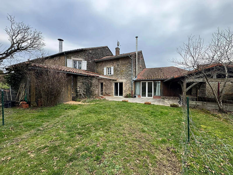 Maison - 306 m² - 8 pièces