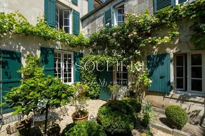 Maison de ville - 300 m² - 7 pièces