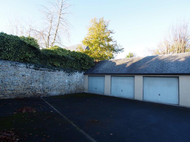 Parking / Garage - 15 m²