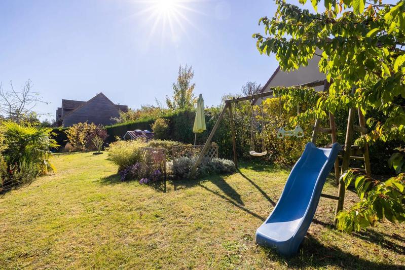 Maison - 195 m² - 6 pièces