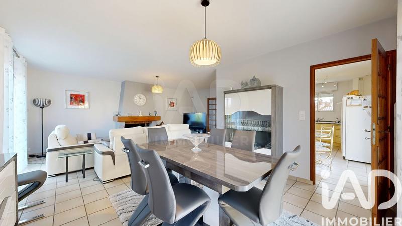 Maison - 171 m² - 6 pièces