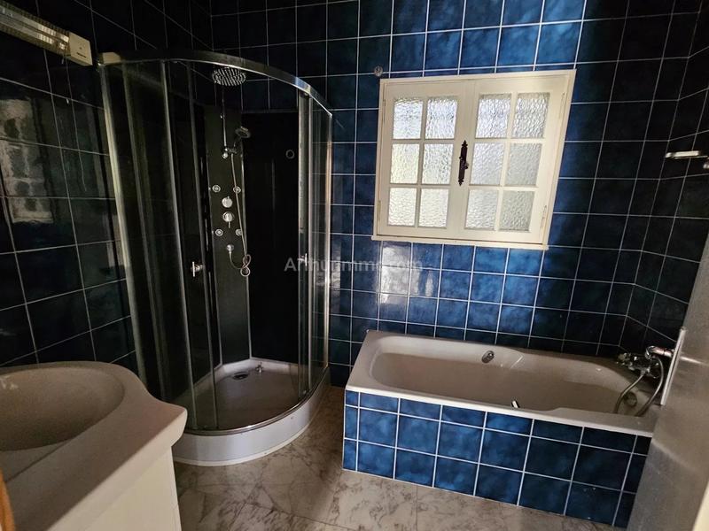 Maison - 140 m² - 5 pièces