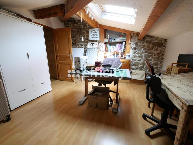 Maison - 112 m² - 6 pièces