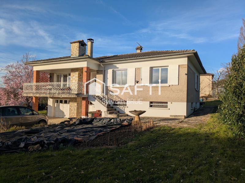 Maison - 95 m² - 5 pièces