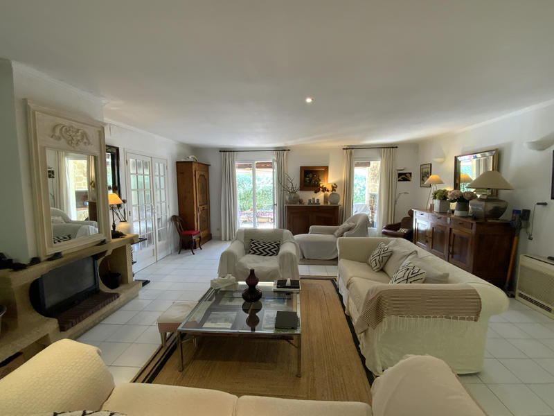 Maison - 145 m² - 4 pièces