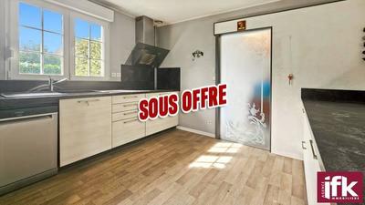 Maison - 96 m² - 4 pièces