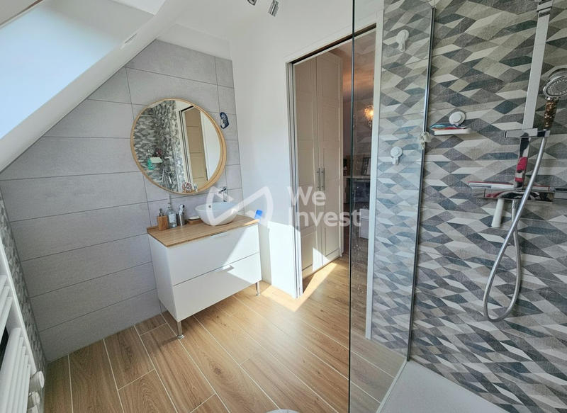 Maison - 94 m² - 5 pièces