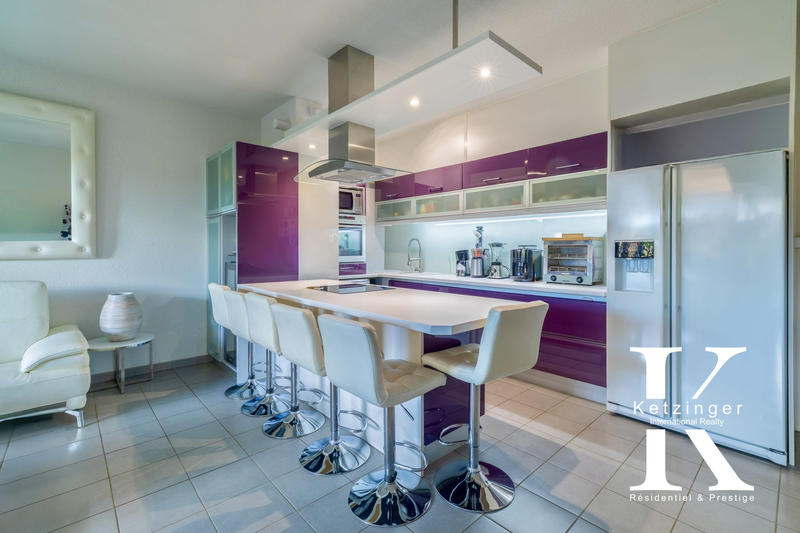 Duplex - 93 m² - 4 pièces