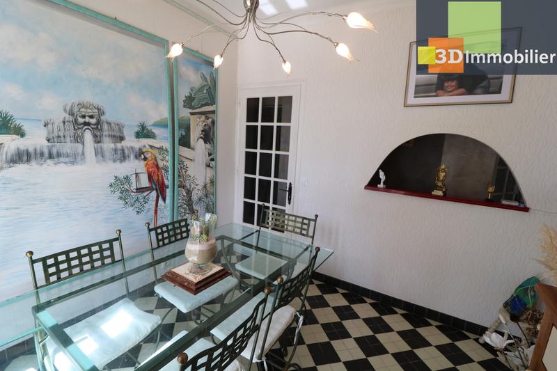 Maison - 290 m² - 8 pièces