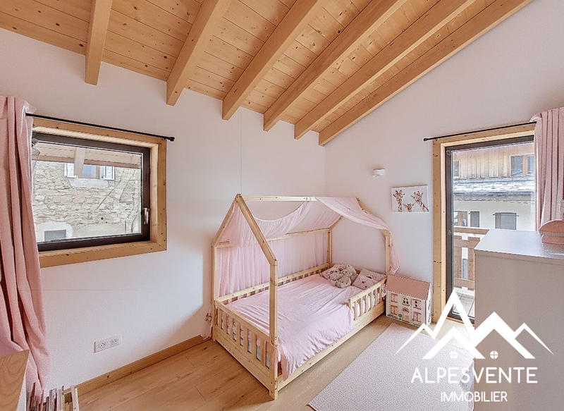 Maison - 85 m² - 5 pièces