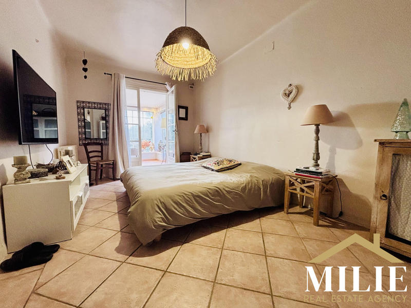 Maison ancienne - 196 m² - 5 pièces