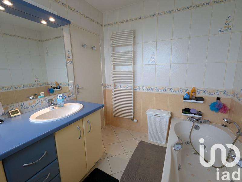 Maison - 184 m² - 7 pièces