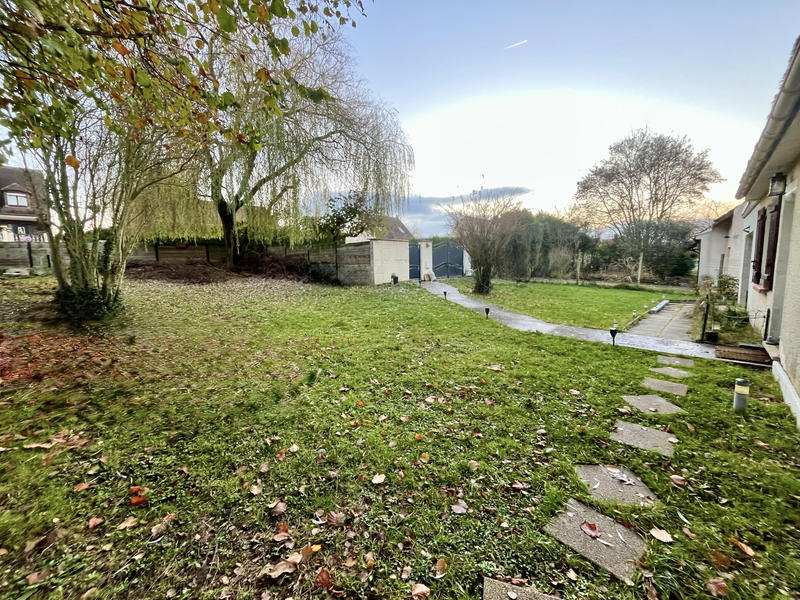 Maison - 140 m² - 5 pièces