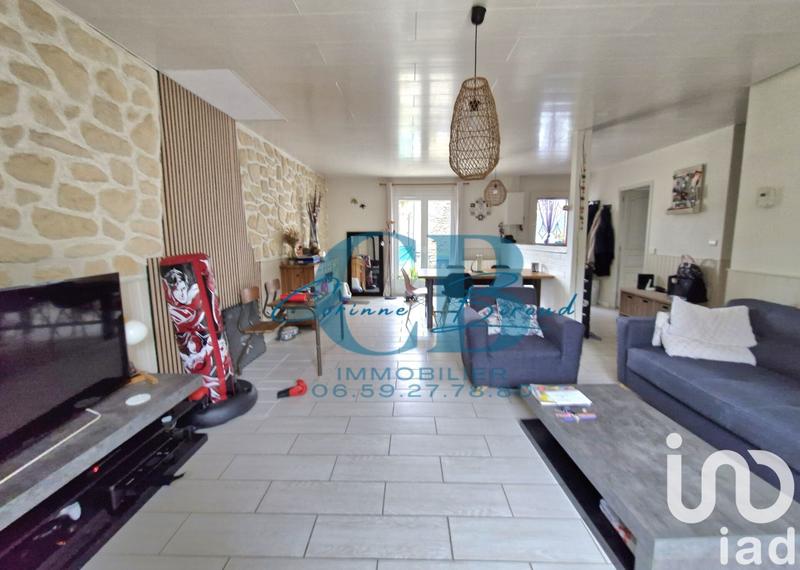 Maison - 94 m² - 5 pièces