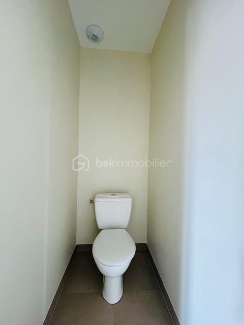 Maison - 85 m² - 5 pièces