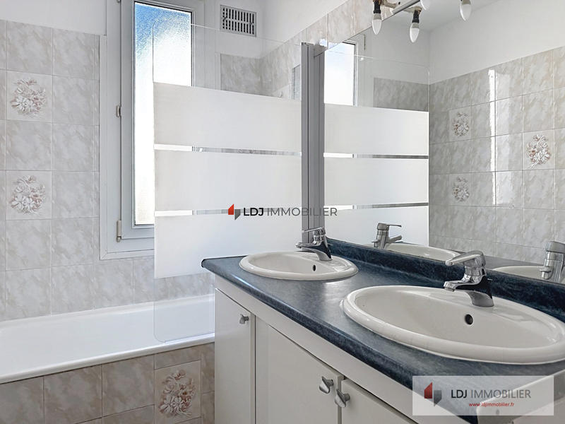 Appartement - 60 m² - 3 pièces