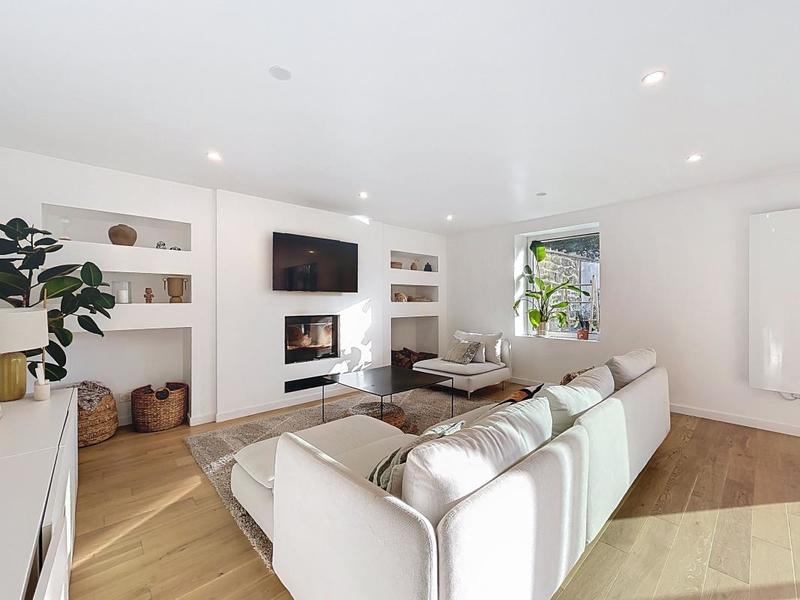 Maison - 150 m² - 5 pièces