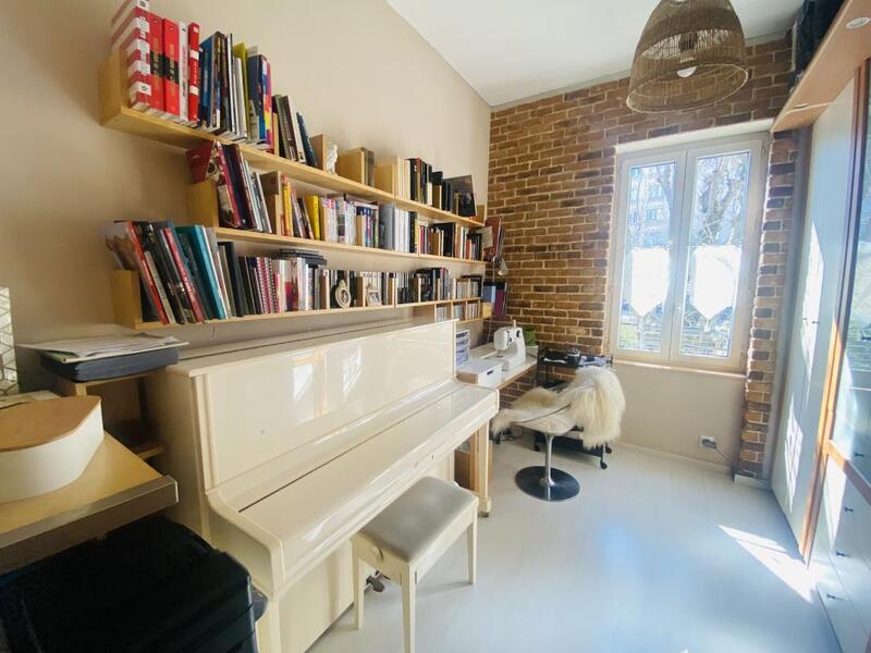 Maison - 207 m² - 8 pièces