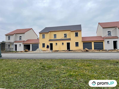 Maison - 108 m² - 4 pièces