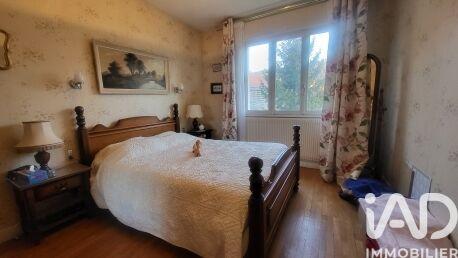 Maison - 182 m² - 8 pièces