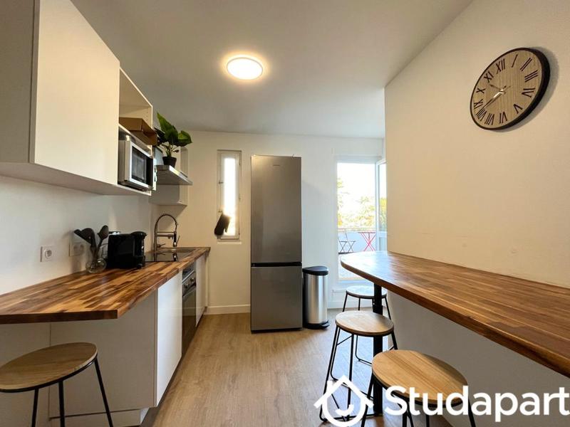 Chambre - 11 m² - 1 pièce