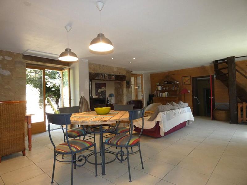 Maison - 170 m² - 6 pièces