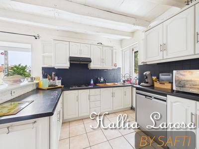 Maison - 104 m² - 4 pièces