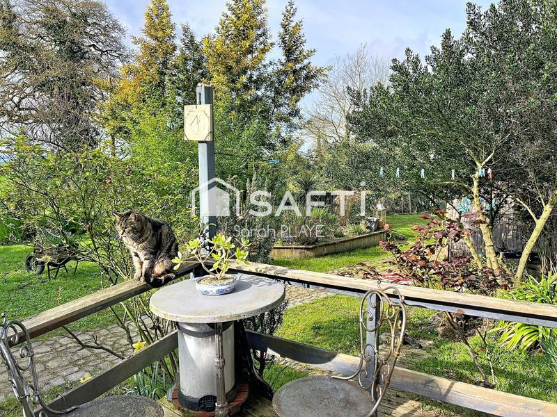 Maison - 194 m² - 9 pièces