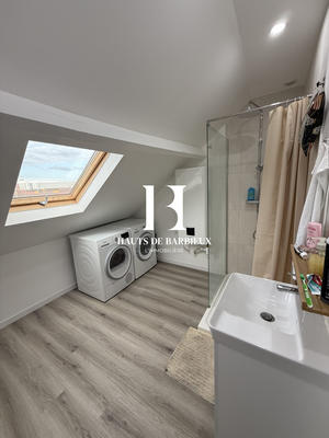 Maison - 154 m² - 10 pièces