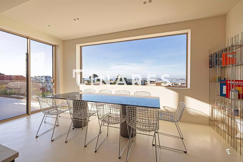 Maison - 192 m² - 5 pièces