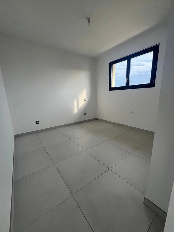 Maison - 122 m² - 6 pièces