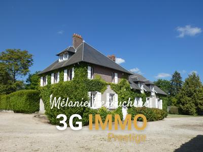 Maison - 355 m² - 13 pièces